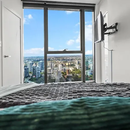 Level 43 Water Views - 2br - Sleeps 6 & Baby Apartment Brisbane