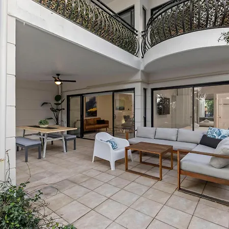 Apartment Sunny & Cozy 2br With Wifi, Parking & Balcony *