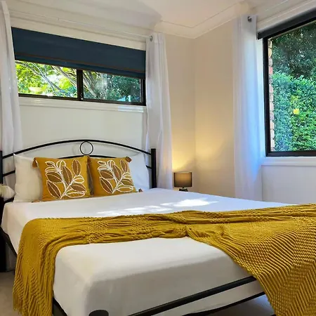 Elegant Family Runcorn With Parking Apartment Brisbane