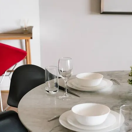 Apartment Modern Inner-city In Valley Heart Of