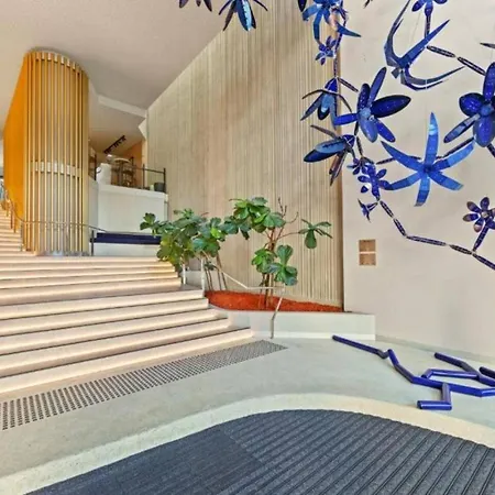 550 Queen St. Apartment *