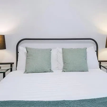 Apartment Alessandria - Simple Living Near River