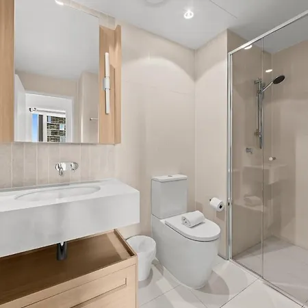 Queens Wharf - Beautiful 13th Floor Executive * Brisbane