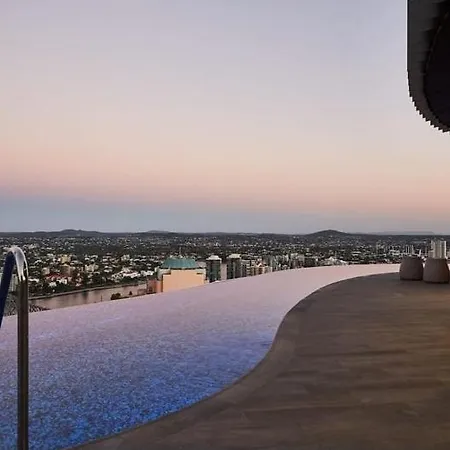 Luxury Cbd With 180 River Views & Rooftop Pool Brisbane