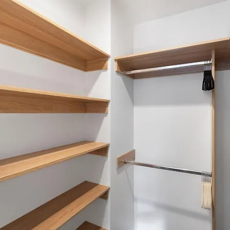 Apartment Fortitude Valley Hideaway - 2Br Apartment With Balcony & 2 Free Car Bays Brisbane