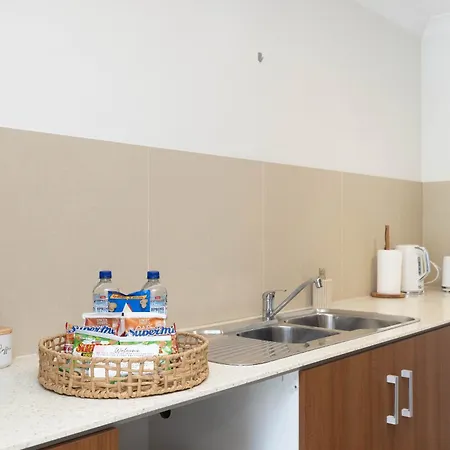 Apartment Smart Self Check-in - Darnley St Brisbane