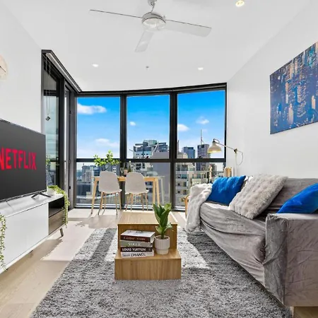 Level 30 Luxury One Bedroom Panoramic Views At Queen's Wharf