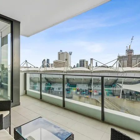 Walk To The Gabba With Rooftop Pool & Secure Carpark With Beautiful Views Apartment Brisbane
