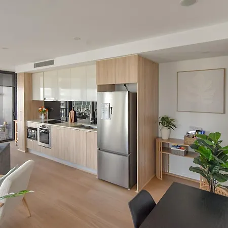 550 Queen St. Apartment *