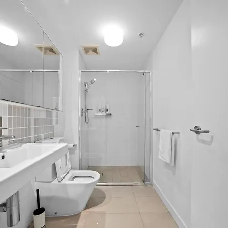 Stylish Fortitude Valley Aptcity Views Parking Brisbane