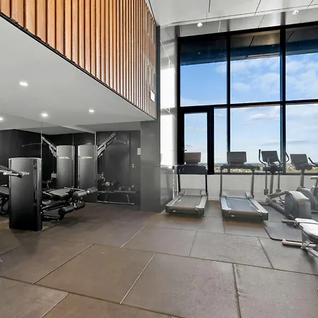 Urban Heights On Margaret Stylish Apartment *