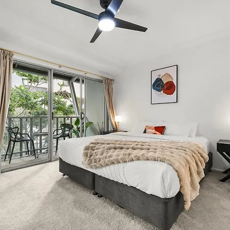 2 Level Skyloft - Pool - Sleeps 6 - Baby Apartment