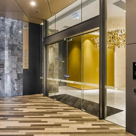 Apartment Sky Tower 1br Luxe Retreat Pool & Gym