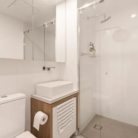 2br In Fv Flatiron | Pool, Gym, Train