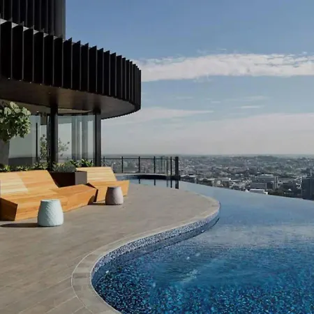 Inspired Serenity With River Views, Fast Wifi, Carpark, Gym, Rooftop Pool Brisbane