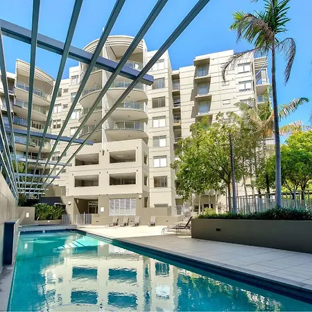 South Bank With Pool, Hot Tub & Parking Apartment Brisbane