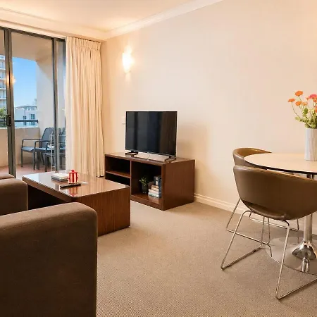 Apartment Queen Street Cbd With Balcony And Amenities C48 Brisbane
