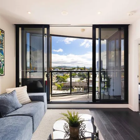 Mickey Clubhouse 1br With Pool, Gym & Apartment Brisbane
