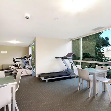 Apartment Spacious Riverside 2br Cbd Parking Pool & Gym Brisbane