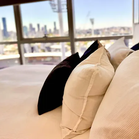 Rooftop Pool 1br At The Gabba With Views Apartment *