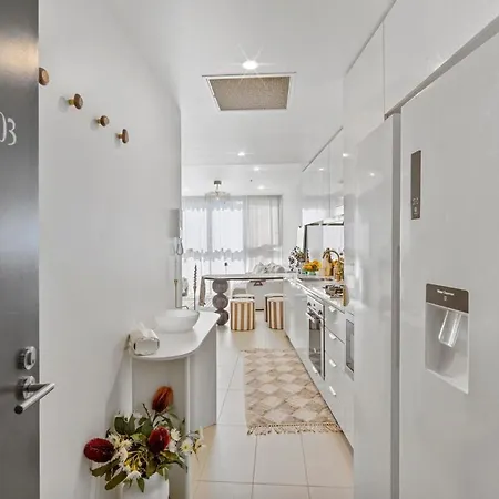 Luxurious Newstead With Views Apartment Brisbane