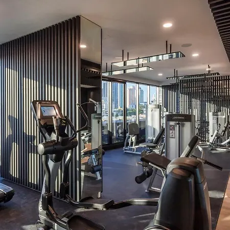 Apartment 2br In Fv Flatiron | Pool, Gym, Train