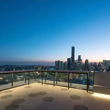 Apartment 2br Utopia Fortitude Valley -pool-rooftop-king Beds