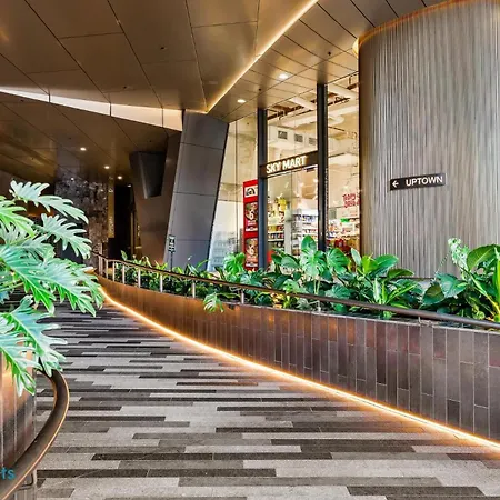 Sky Tower Luxe Retreat Pool & Gym Apartment