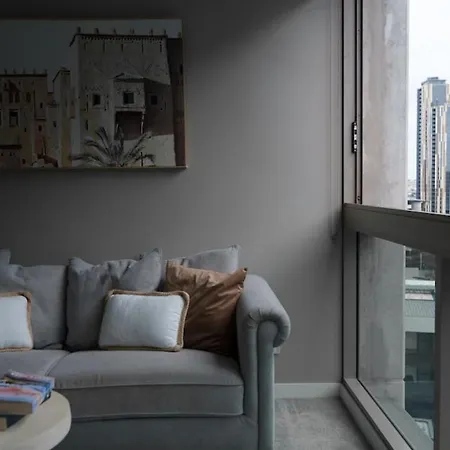 Stylish Fortitude Valley Aptcity Views Parking Brisbane