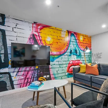 Apartment Urban Escape: Great Location W/ Cityscape Brisbane