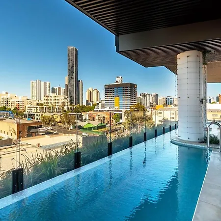 Mickey Clubhouse 1br With Pool, Gym & Apartment Brisbane