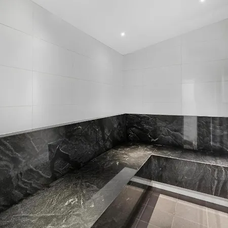 Modern Living With Secure Parking! Apartment
