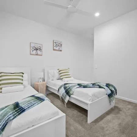 Skyhigh Retreat View And Shopping At Your Doorstep Brisbane