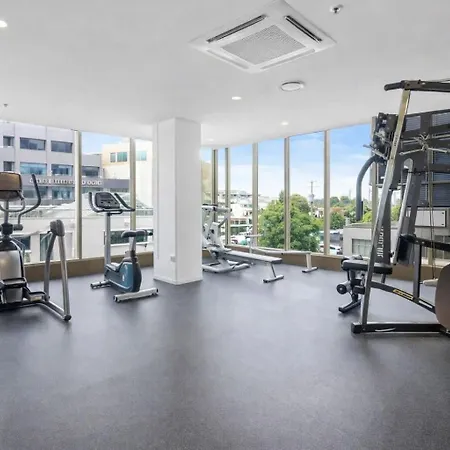 Apartment 2br Night Life -pool-parking-rooftop *