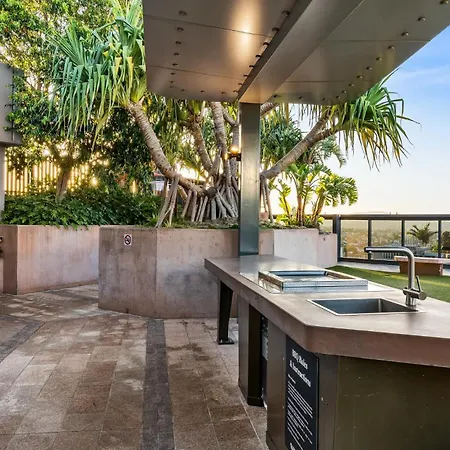 South 1 Bedroom With Pool Apartment *