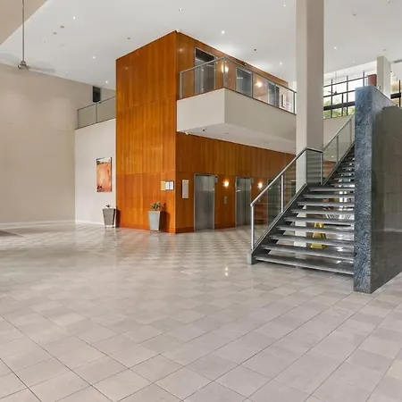 2br - Lagoon Pool Gym - Sleeps 6 - Baby Equipped - Free Parking *
