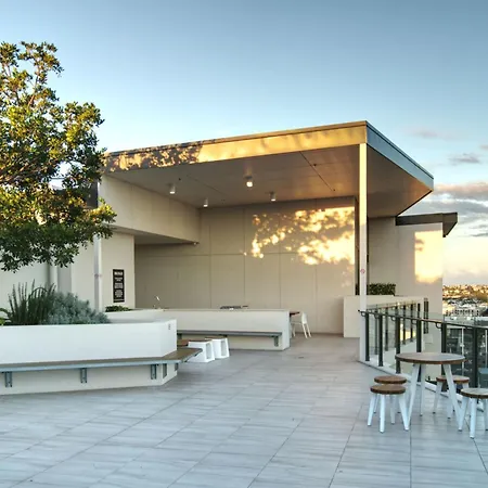 2br Night Life -pool-parking-rooftop-intercom Apartment