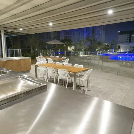 Luxurious Newstead With Views Brisbane