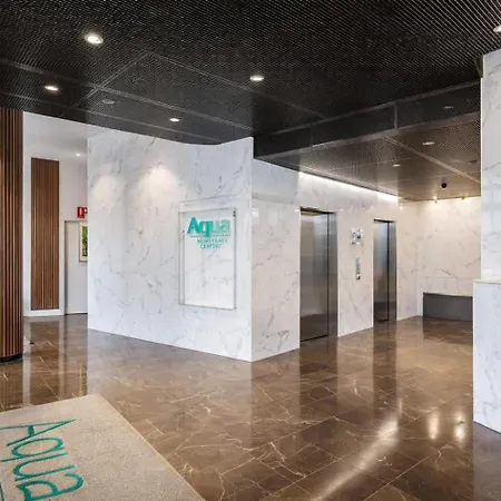 2br Night Life -pool -2car Parking-rooftop-intercom Apartment *