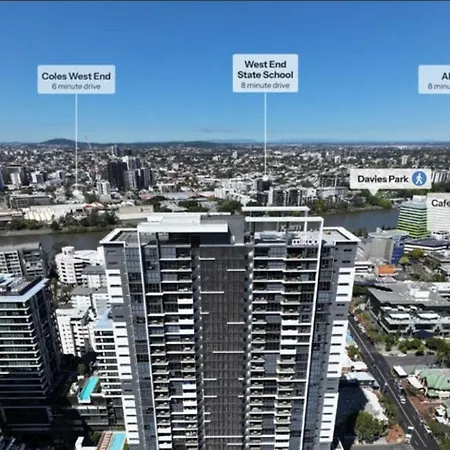 Modern Living With Secure Parking! * Brisbane