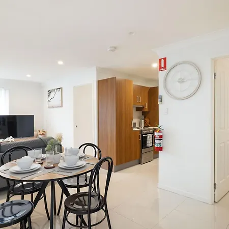 Apartment Smart Self Check-in - Darnley St *