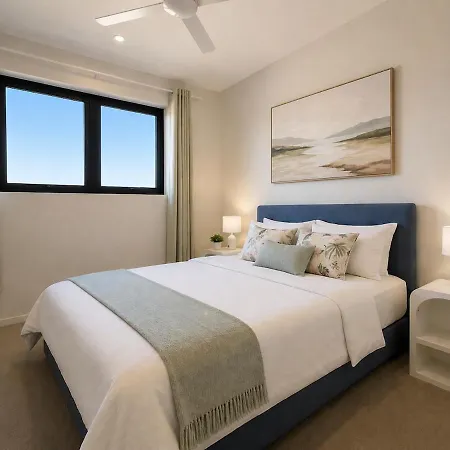 Two Private Ensuites Modern *