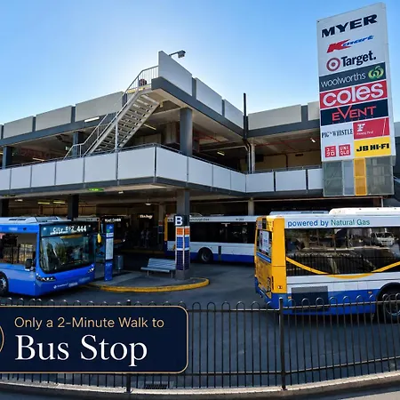 2br 2ba Indooroopilly-walk To Shops & Bus Apartment Brisbane
