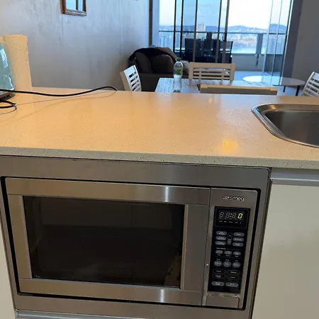2bed 2bath Riverfront Luxury Views Apartment