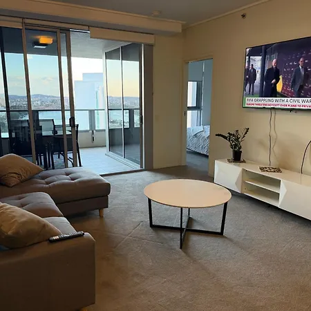 Apartment 2bed 2bath Riverfront Luxury Views