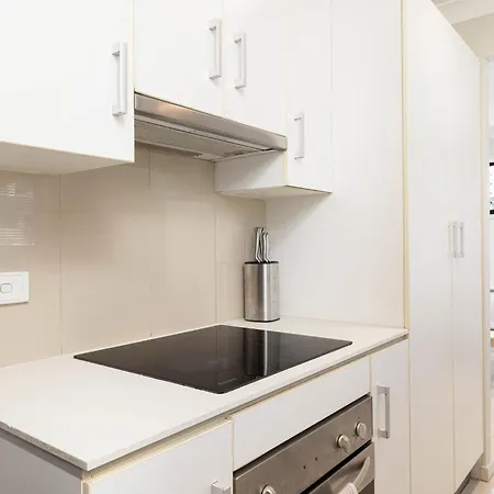 Apartment Smart Self Check-in - Darnley St