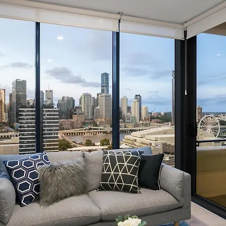 Apartment Convenient To Urban Living By Private Host Brisbane