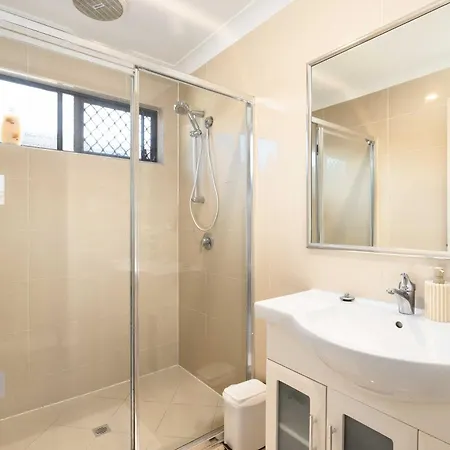 Smart Self Check-in - Darnley St Apartment Brisbane