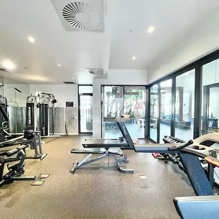 Apartment Convenient To Urban Living By Private Host Brisbane