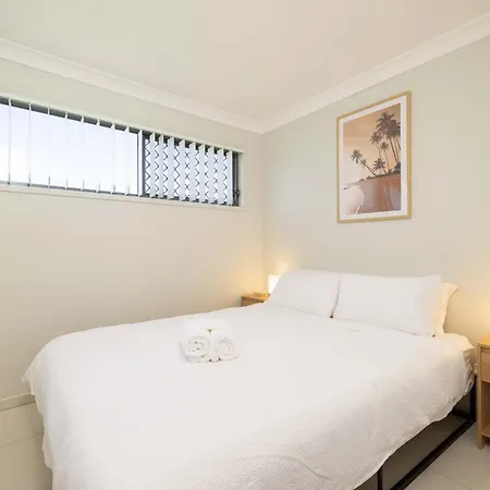 Apartment Smart Self Check-in - Darnley St